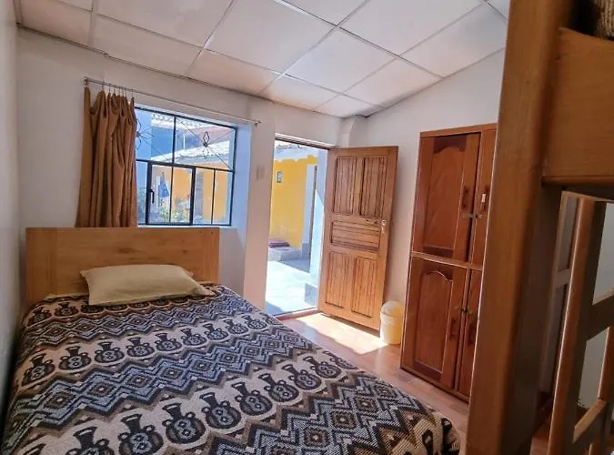 Hostel Chelitos Backpacker *
