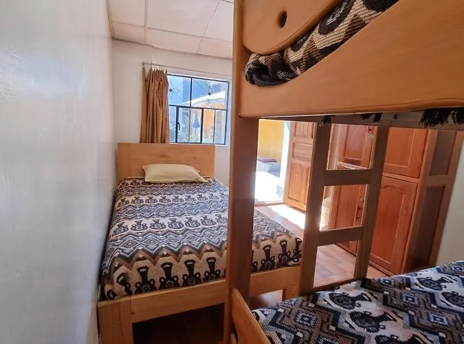 Chelitos Backpacker Hostel