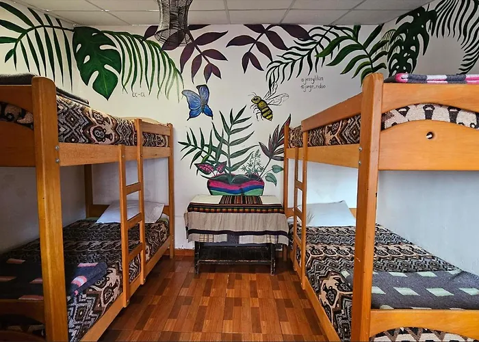 Chelitos Backpacker Hostel