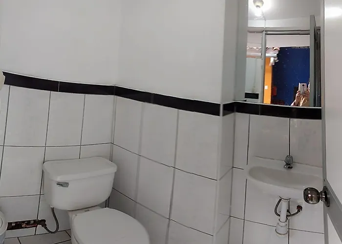 Chelitos Backpacker Hostel